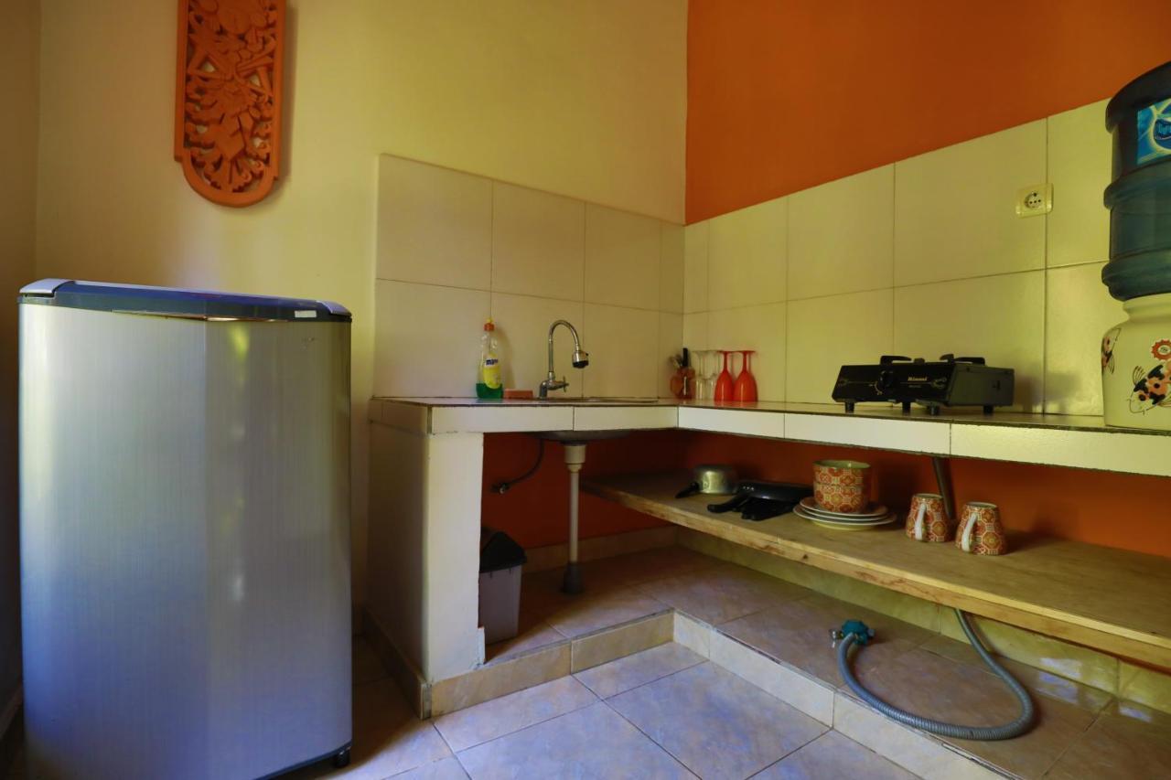 Kirana Homestay Amed  Exterior photo
