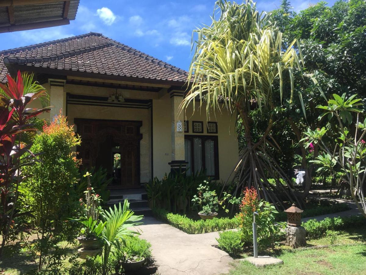 Kirana Homestay Amed  Exterior photo