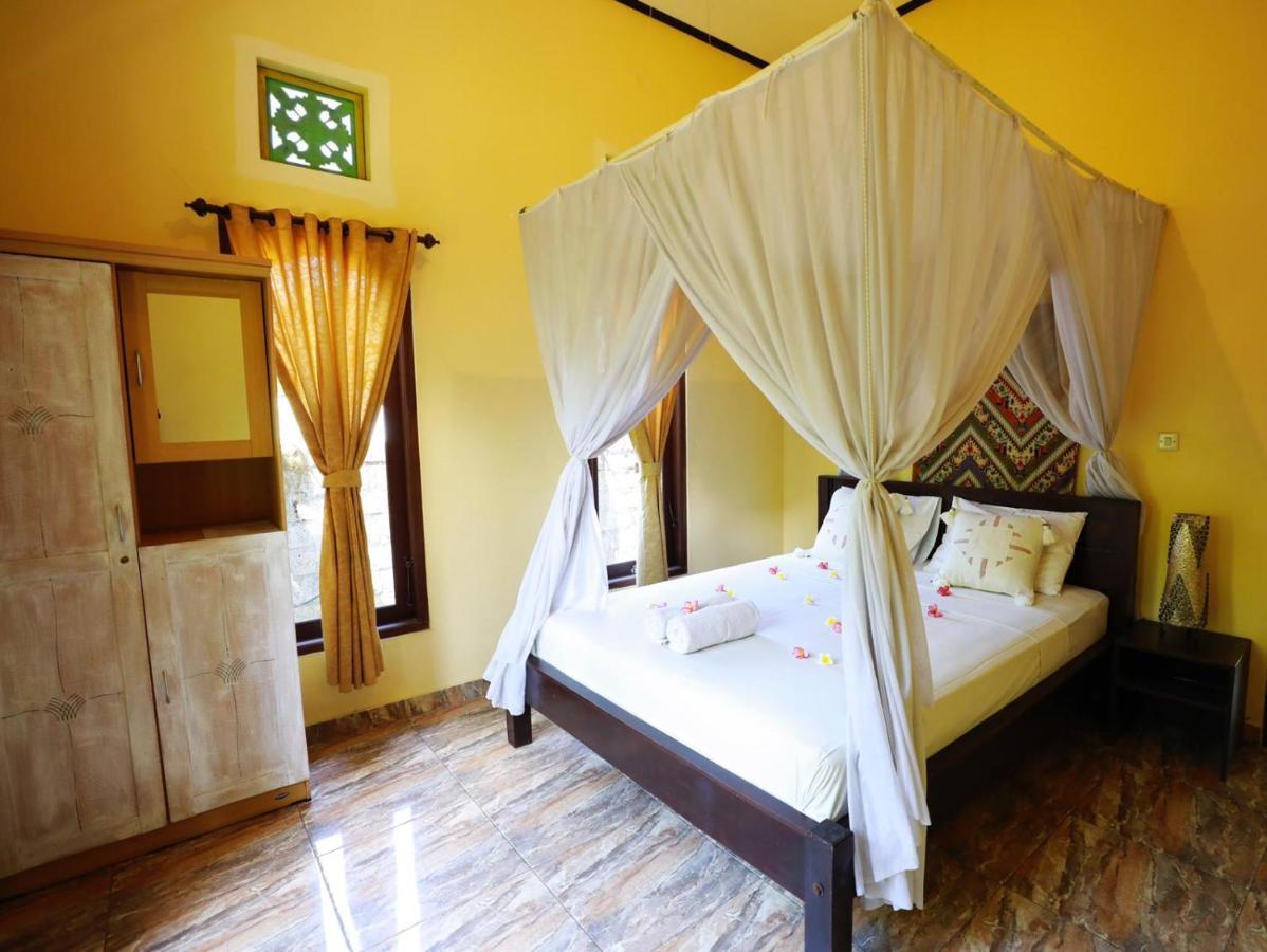 Kirana Homestay Amed  Exterior photo