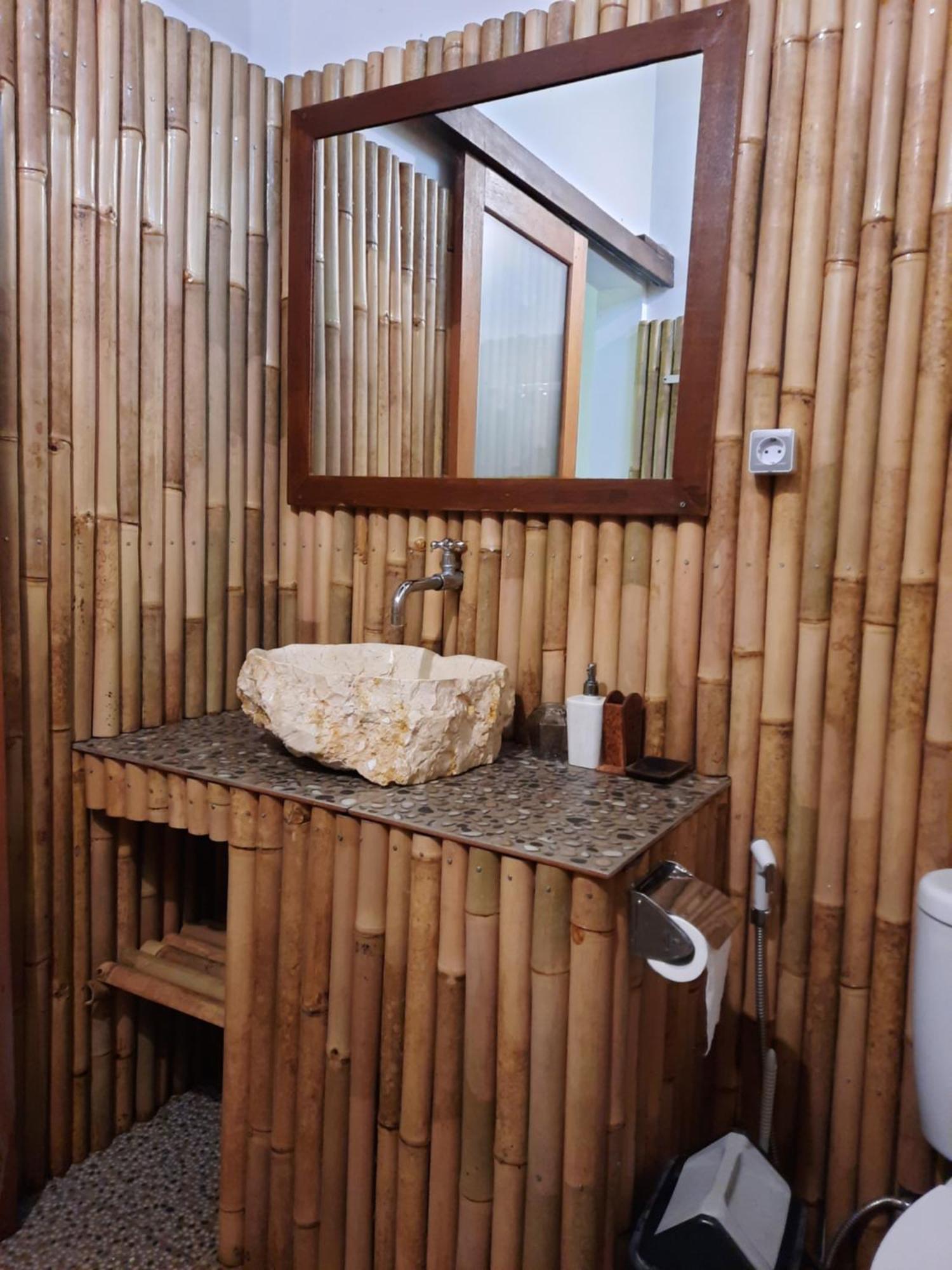 Kirana Homestay Amed  Exterior photo