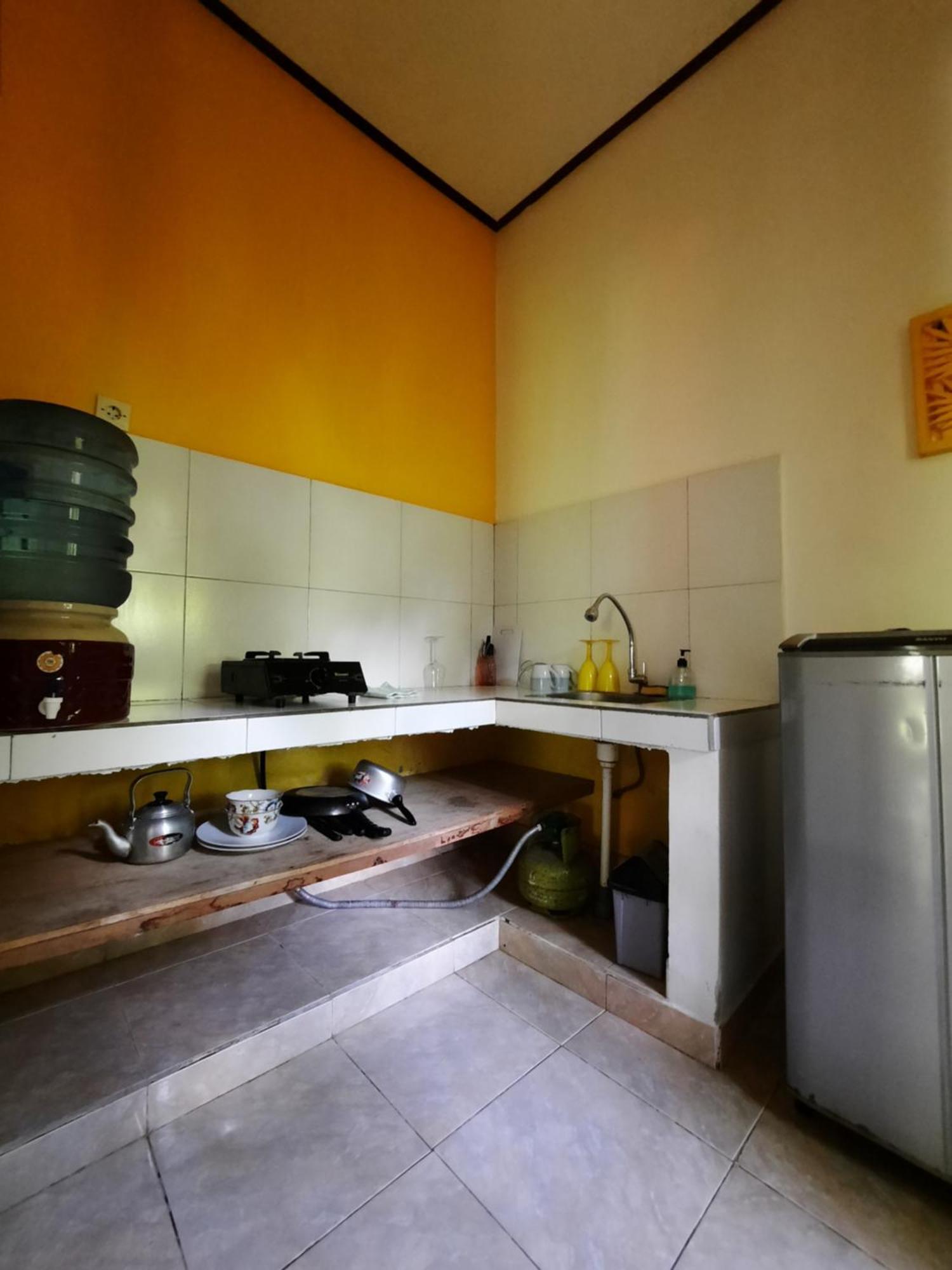 Kirana Homestay Amed  Exterior photo