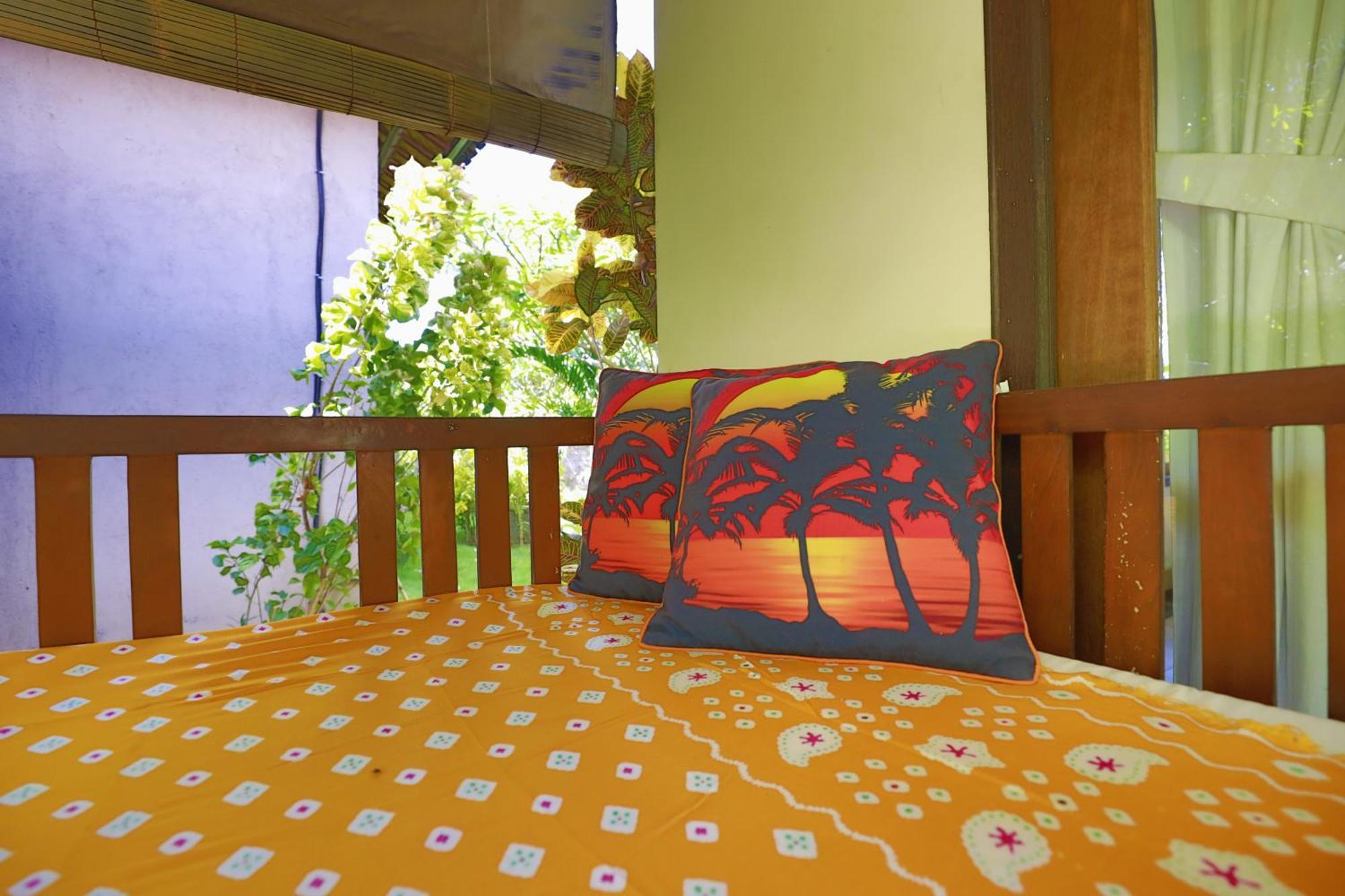 Kirana Homestay Amed  Room photo